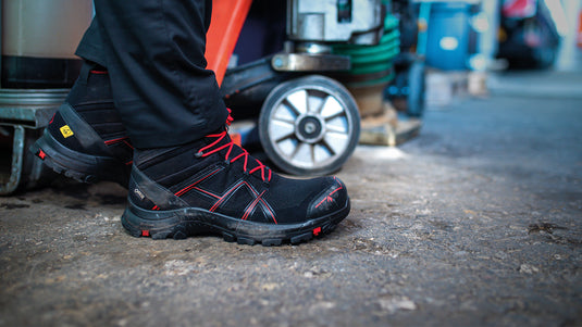 Black Eagle Safety 40.1 Mid/Black-Red