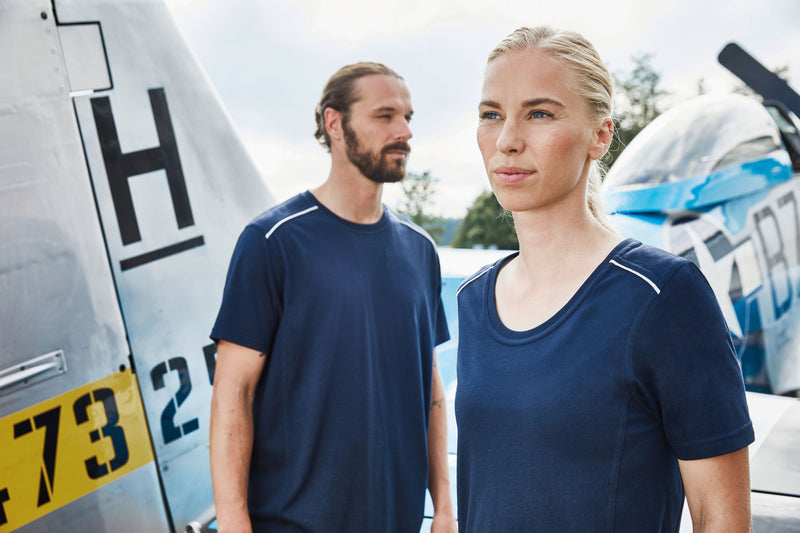 Laden Sie das Bild in Galerie -Viewer, Strapazierfähiges und pflegeleichtes T-shirt mit Kontrastpaspel - JN889
